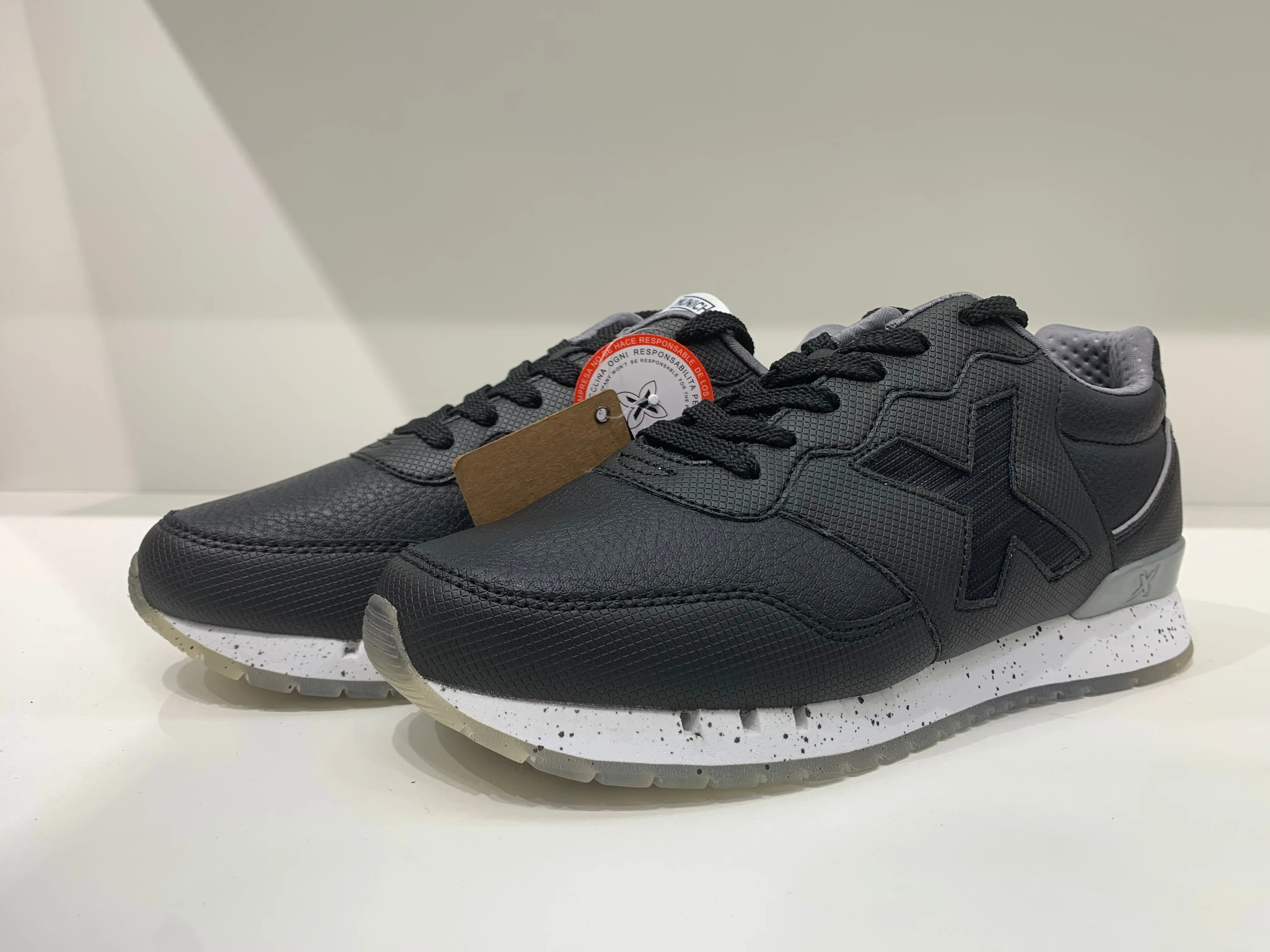 DASH WOMAN 193 BLACK