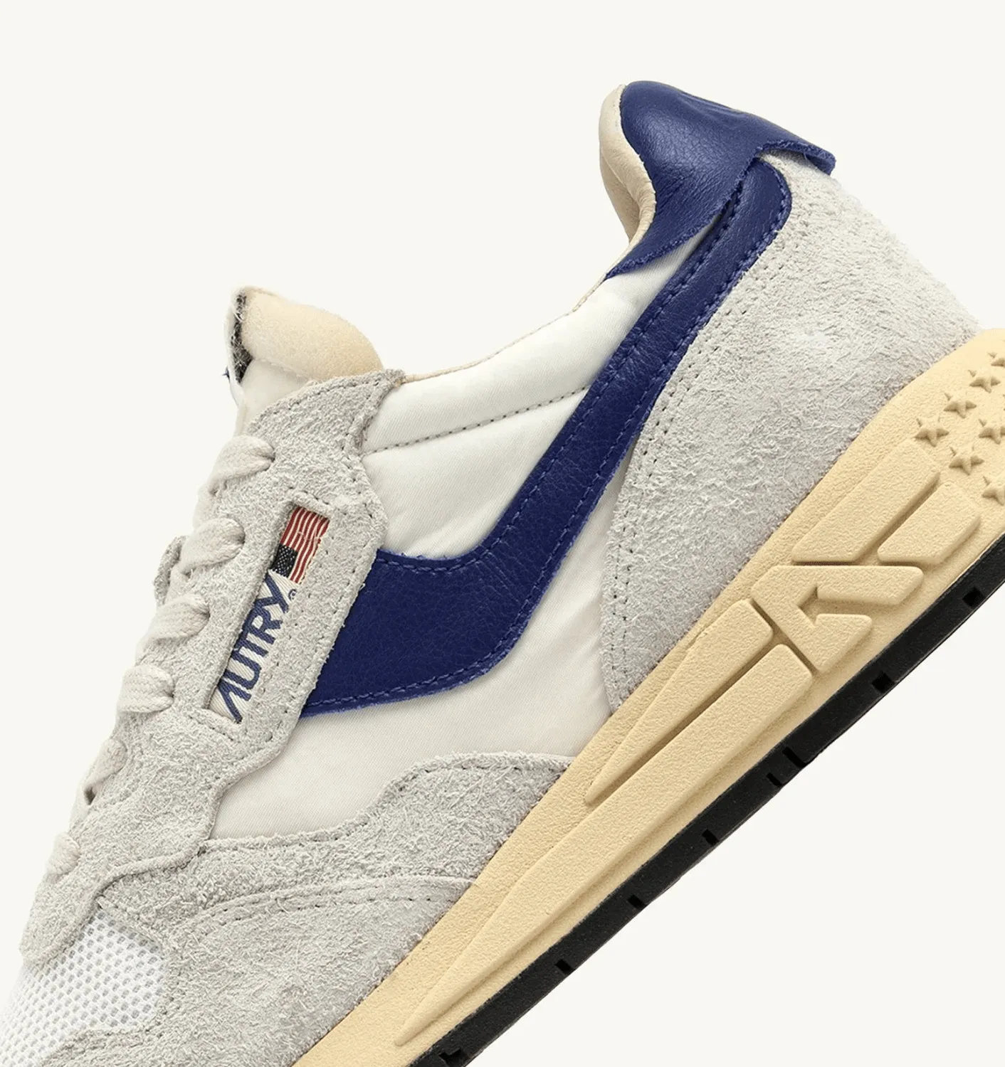 Reelwind Low Sneakers in White and Limoges Suede and Nylon
