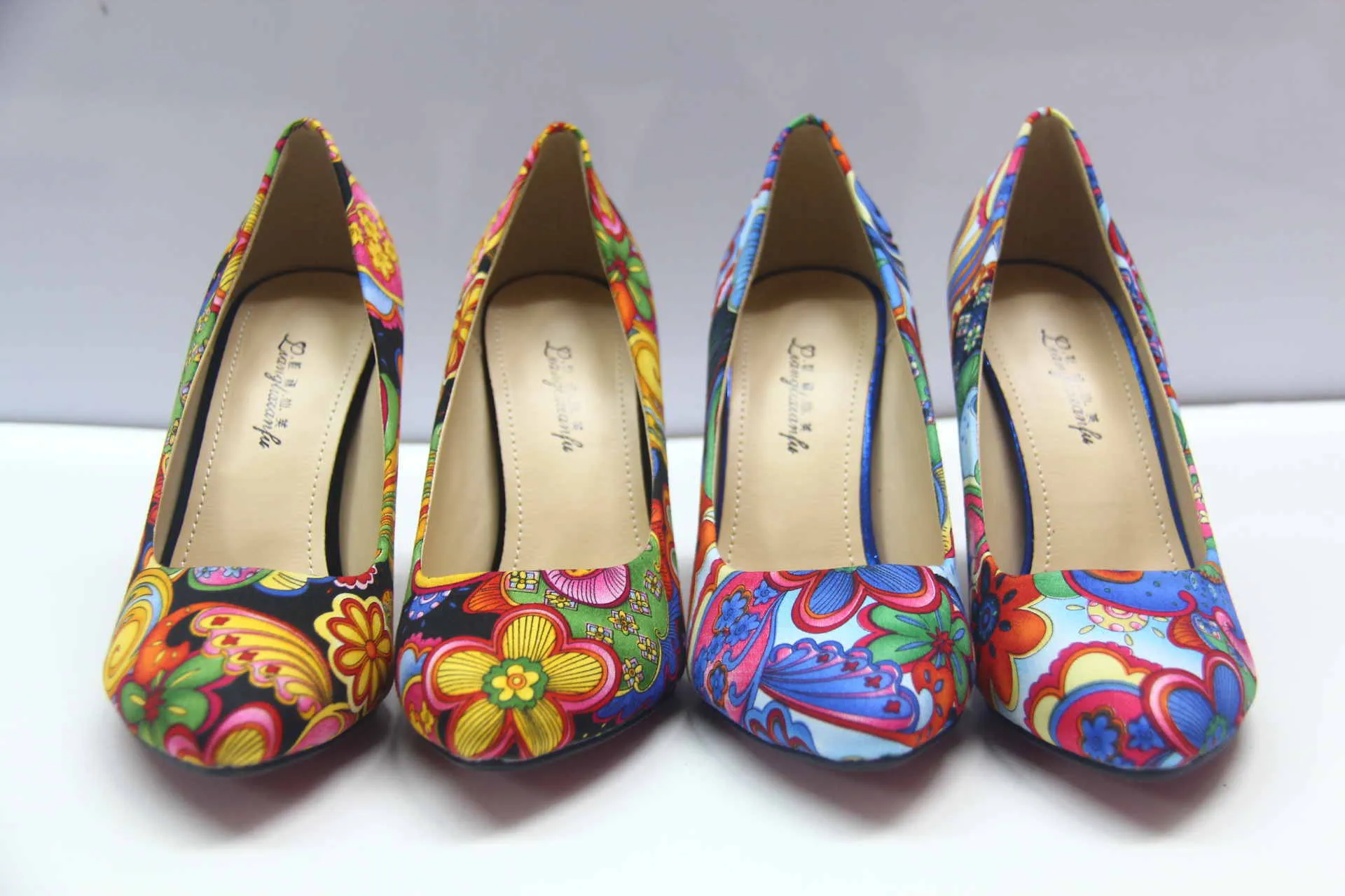 Spring Shallow High Heel Women's Shoes National Wind Retro Pointed Flowers Small Single Shoes